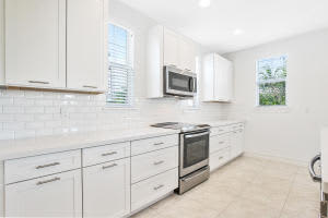 104 W Coda Cir, Delray Beach, FL 33444, Sold 11/16/16