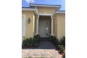 6152 NW Kendra Ln, Port St. Lucie, FL 34983, Sold 05/05/17