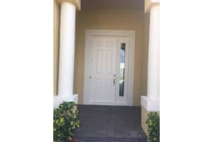 6152 NW Kendra Ln, Port St. Lucie, FL 34983, Sold 05/05/17