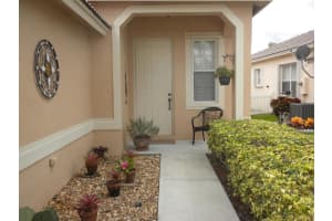 141 Prestige Dr, Royal Palm Beach, FL 33411, Sold 11/16/16