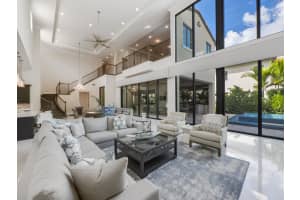 125 Gardenia Isles Dr, Palm Beach Gardens, FL 33418, Sold 03/13/17