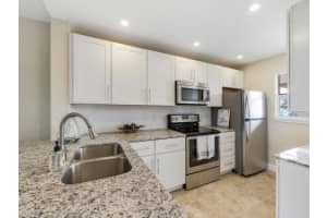 28 Yacht Club Dr, North Palm Beach, FL 33408, Sold 01/05/17