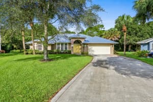 3499 SW Thistlewood Ln, Palm City, FL 34990, Sold 03/30/17