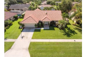 13610 Chatsworth Village Dr, Wellington, FL 33414, Sold 01/02/17