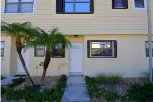 13517 S Indian River Dr, Jensen Beach, FL 34957, Sold 04/14/17