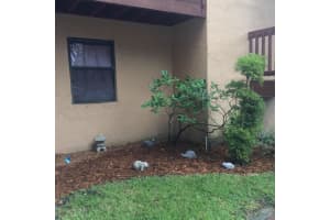 1201 Lakeview Dr E, Royal Palm Beach, FL 33411, Sold 04/06/17