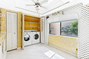 1660 12 Oaks Way, North Palm Beach, FL 33408, Sold 12/15/16