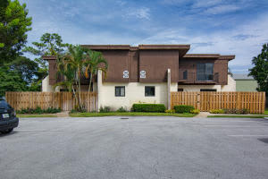 2834 Kirk Rd, Lake Worth, FL 33461, Sold 12/09/16