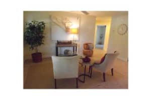 411 12th Pl SE, Vero Beach, FL 32962, Sold 12/06/16