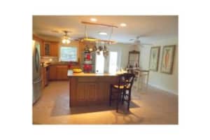 411 12th Pl SE, Vero Beach, FL 32962, Sold 12/06/16