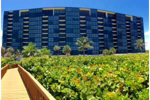 10410 S Ocean Dr, Jensen Beach, FL 34957, Sold 03/20/17