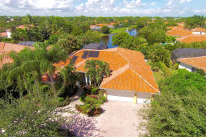 8835 SE Bayberry Terrace, Hobe Sound, FL 33455, Sold 12/01/16