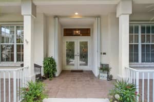 470 SE Pine Rd, Port St. Lucie, FL 34984, Sold 06/07/17