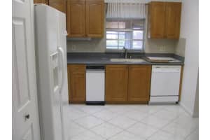 500 Ponderosa Dr, Fort Pierce, FL 34982, Sold 04/12/17