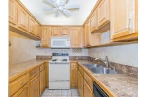 304 SE Castle Ct, Port St. Lucie, FL 34952, Sold 11/30/16