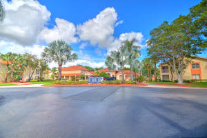 1252 The Pointe Dr, West Palm Beach, FL 33409, Sold 11/17/16