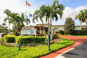 1950 SW Palm City Rd, Stuart, FL 34994, Sold 04/26/17