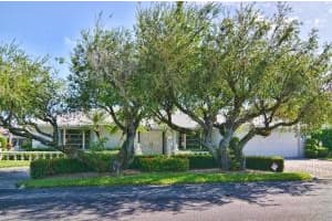 9058 SE Star Island Way, Hobe Sound, FL 33455, Sold 12/20/16