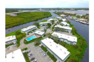 MLS# R10275165, Vero Beach, Florida 32960