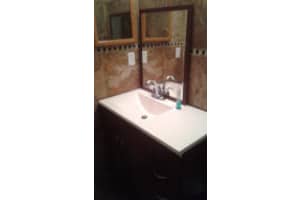 8016 NW 41st Ct, Sunrise, FL 33351, Sold 11/09/16