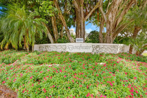 3250 S Ocean Blvd #306s, Palm Beach, FL 33480, Sold 12/01/16
