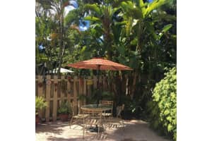 1111 New Parkview Pl, Haverhill, FL 33417, Sold 06/01/17