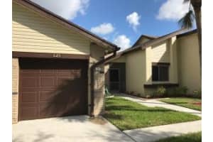 121 Ramblewood Cir, Royal Palm Beach, FL 33411, Sold 02/21/17