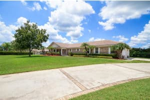 5725 Lago Del Sol Dr, Lake Worth, FL 33449, Sold 01/11/17