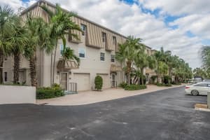 2000 S Ocean Blvd APT Y7, Delray Beach, FL 33483, Sold 03/16/17
