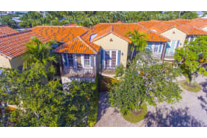 1025 Coralina Ln, Delray Beach, FL 33483, Sold 08/17/18