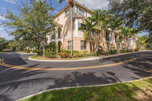 3176 N Greenleaf Cir, Boynton Beach, FL 33426, Sold 12/08/16