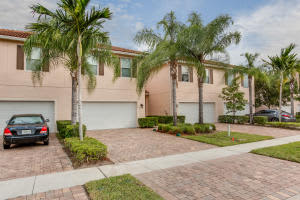 6439 Azura Lake Rd, Greenacres, FL 33463, Sold 12/21/16