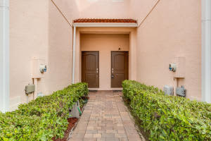 6439 Azura Lake Rd, Greenacres, FL 33463, Sold 12/21/16