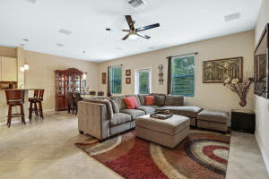 6423 Azura Lake Rd, Greenacres, FL 33463, Sold 01/06/17