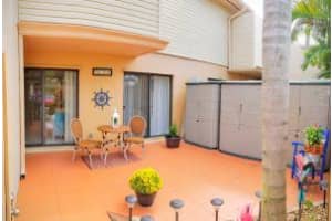 600 Executive Center Dr, West Palm Beach, FL 33401, Sold 11/23/16