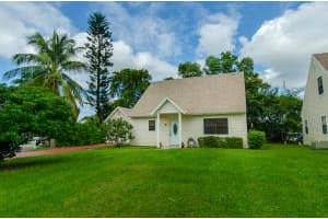 6410 Pinyon Pine Ct, Lake Worth, FL 33462, Sold 12/16/16