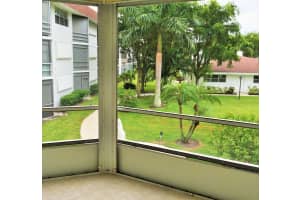 400 SE 10th St, Deerfield Beach, FL 33441, Sold 04/28/17