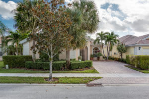 4722 Dovehill Dr, Palm Beach Gardens, FL 33418, Sold 02/09/17
