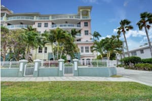 2051 SE 3rd St, Deerfield Beach, FL 33441, Sold 11/07/17