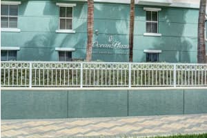 2051 SE 3rd St, Deerfield Beach, FL 33441, Sold 11/07/17