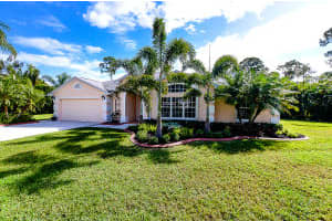 6735 Dickinson Terrace, Port St. Lucie, FL 34952, Sold 01/19/17