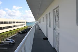 4500 N Flagler Dr APT A15, West Palm Beach, FL 33407, Sold 05/26/17