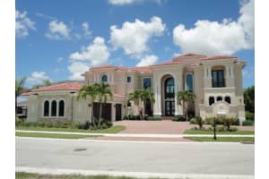 2707 NW 71st Blvd, Boca Raton, FL 33496, Sold 08/30/17