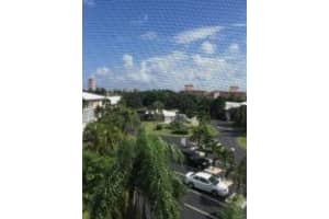 15 SE 13th St APT D1, Boca Raton, FL 33432, Sold 12/14/16
