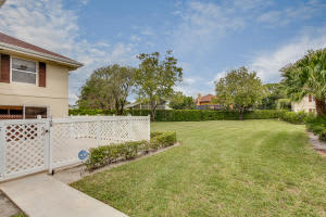10 Amherst Ct, Royal Palm Beach, FL 33411, Sold 12/21/16