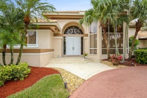 800 NE 77th St, Boca Raton, FL 33487, Sold 05/09/17