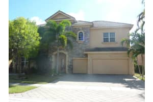 9226 Pineville Dr, Lake Worth, FL 33467, Sold 06/19/17