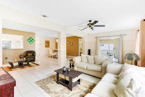 6292 Silver Moon Ln, Greenacres, FL 33463, Sold 12/30/16