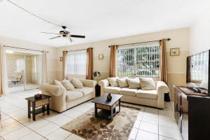 6292 Silver Moon Ln, Greenacres, FL 33463, Sold 12/30/16