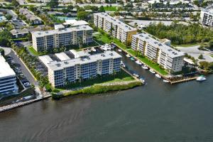 1 Harbourside Dr, Delray Beach, FL 33483, Sold 02/15/17
